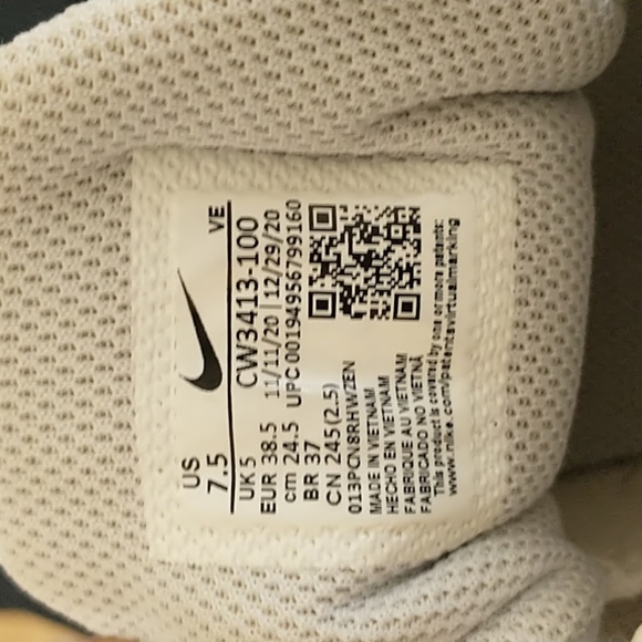 Nike Downshifter women size  7.5 - Picture 7 of 8